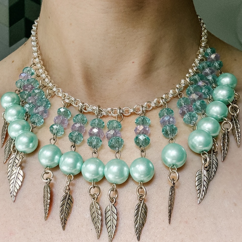 Boho Feather Silver and Green Beaded Choker Necklace - Picture 4 of 5